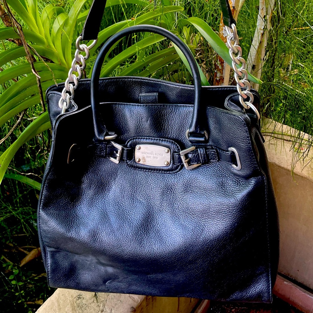 Large Leather Michael Kors Purse like new